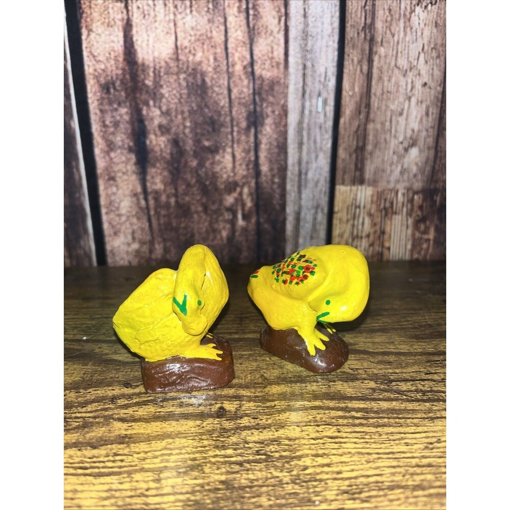 Vintage Hand Painted Ceramic Bird Salt And Pepper Shakers